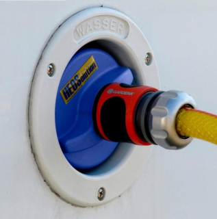 Univerzální víčko nádrže na vodu