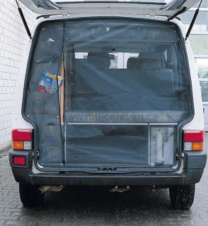 Moskytiéra do výklopných dveří pro VW T4